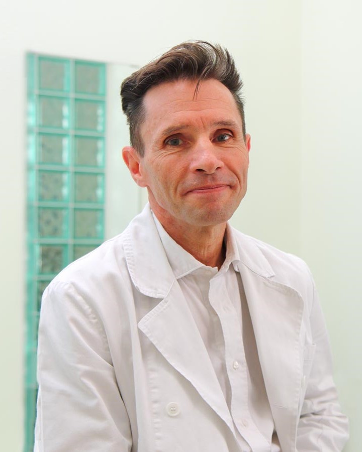 Dr. Nicola Sponsiello